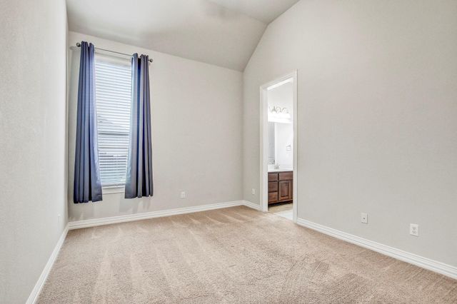 312 Flintlock DR, Leander, TX 78641