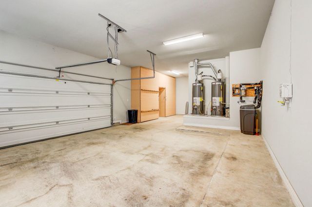 312 Flintlock DR, Leander, TX 78641