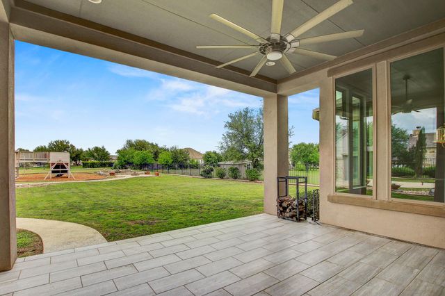 312 Flintlock DR, Leander, TX 78641