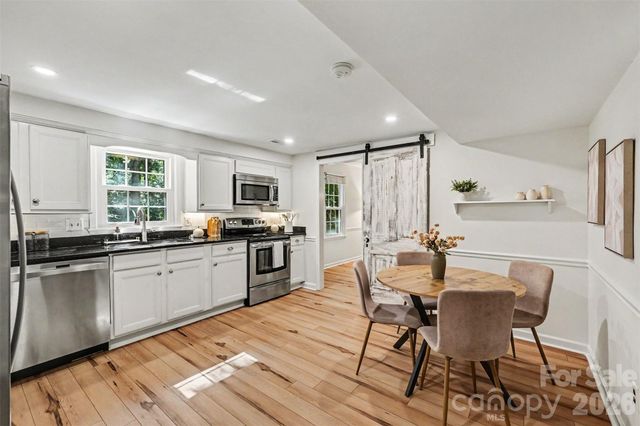 9322 New Towne Drive, Matthews, NC 28105