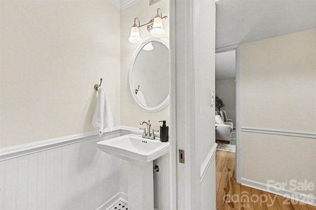 9322 New Towne Drive, Matthews, NC 28105
