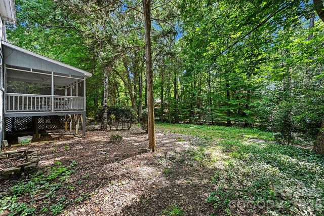 9322 New Towne Drive, Matthews, NC 28105