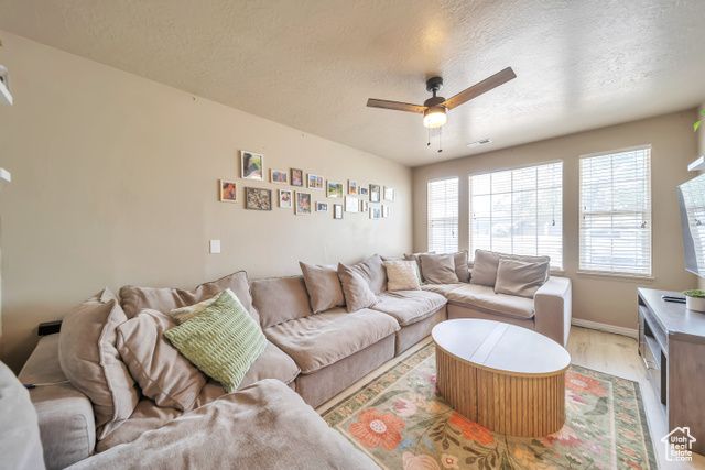 5603 S 4015 W, Taylorsville, UT 84129