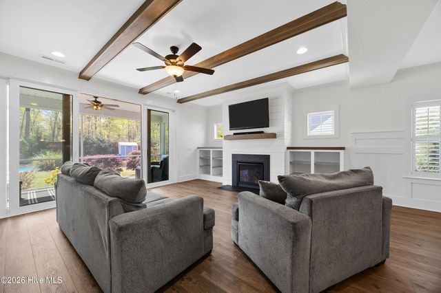 375 Canter Crest Road, Hampstead, NC 28443