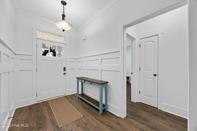 375 Canter Crest Road, Hampstead, NC 28443