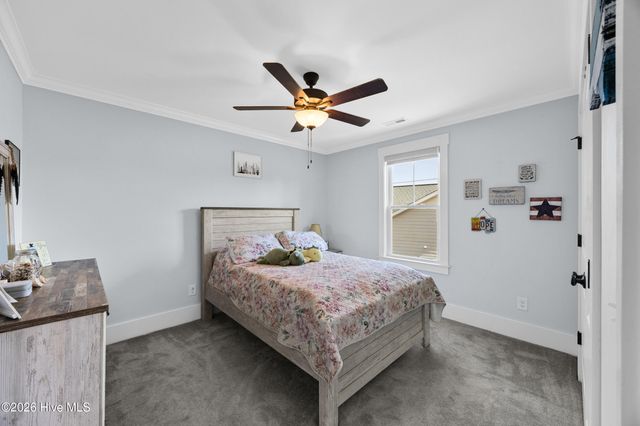 375 Canter Crest Road, Hampstead, NC 28443