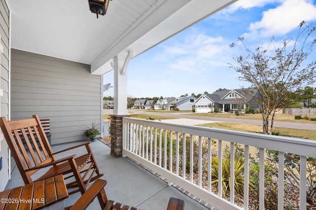 375 Canter Crest Road, Hampstead, NC 28443