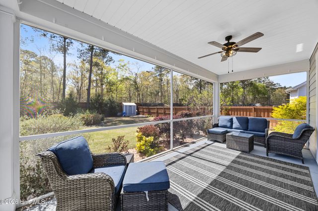 375 Canter Crest Road, Hampstead, NC 28443