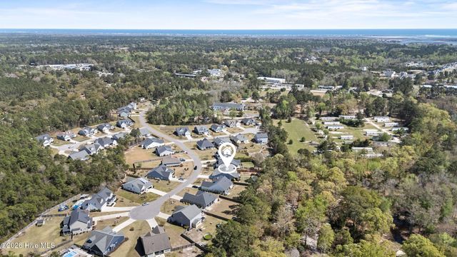 375 Canter Crest Road, Hampstead, NC 28443