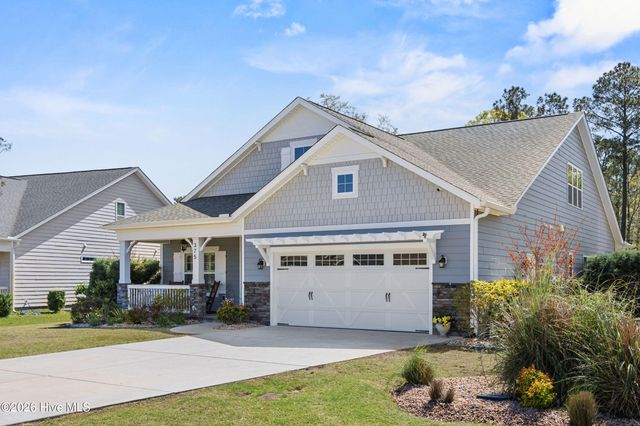 375 Canter Crest Road, Hampstead, NC 28443