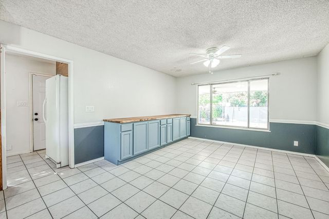 1265 E Portals Avenue, Fresno, CA 93710