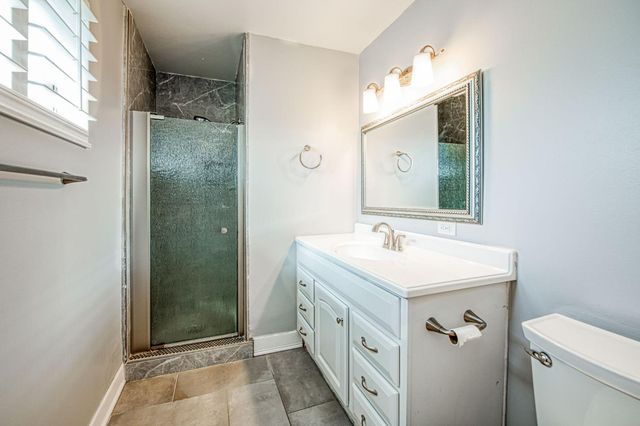 1265 E Portals Avenue, Fresno, CA 93710