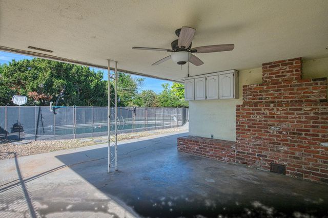 1265 E Portals Avenue, Fresno, CA 93710