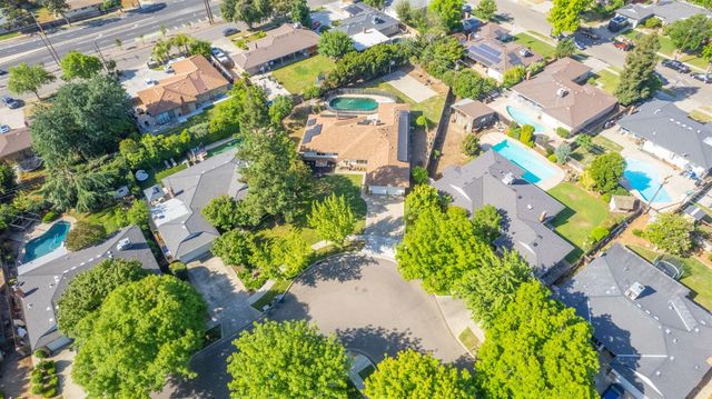 1265 E Portals Avenue, Fresno, CA 93710