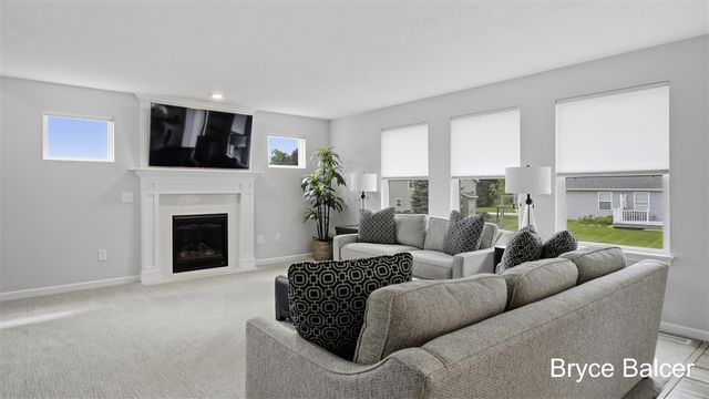 5953 Marblehead Drive, Belmont, MI 49306