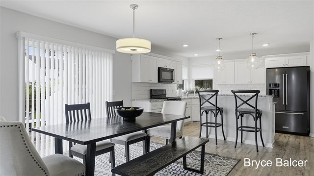 5953 Marblehead Drive, Belmont, MI 49306