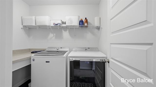 5953 Marblehead Drive, Belmont, MI 49306