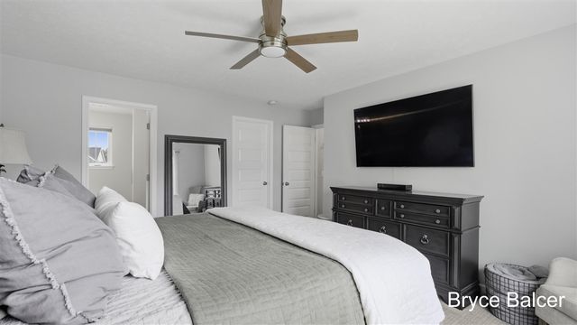 5953 Marblehead Drive, Belmont, MI 49306