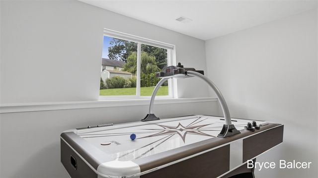 5953 Marblehead Drive, Belmont, MI 49306
