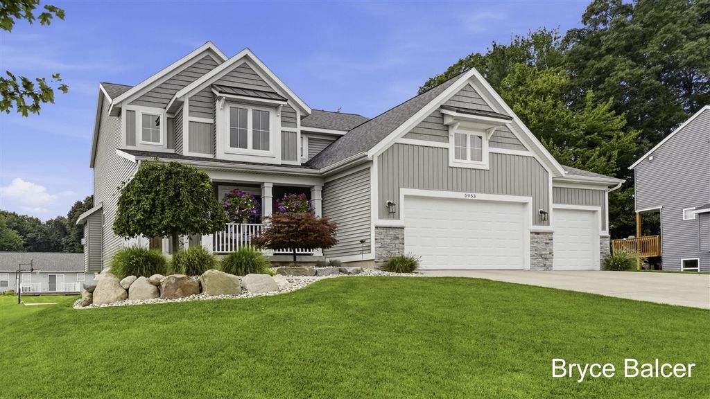 5953 Marblehead Drive, Belmont, MI 49306