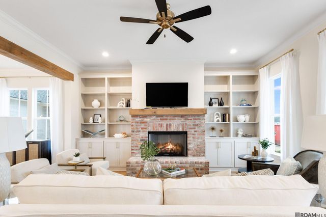 3802 Meeting St, Zachary, LA 70791