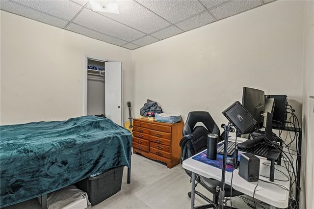 437 S Aiken Ave, Friendship Park, PA 15232