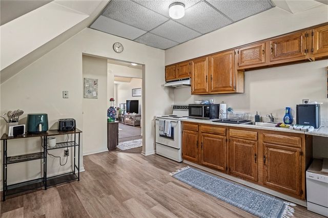 437 S Aiken Ave, Friendship Park, PA 15232
