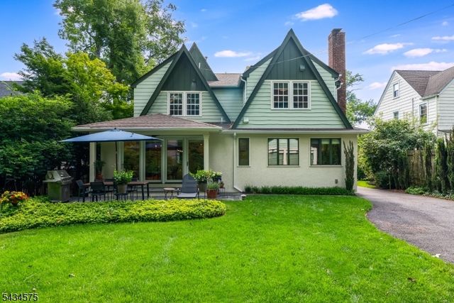 35 Woodland Road, Millburn Twp., NJ 07078