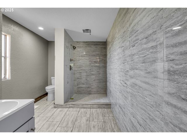 17870 Sw Independence Way 257, Beaverton, OR 97006