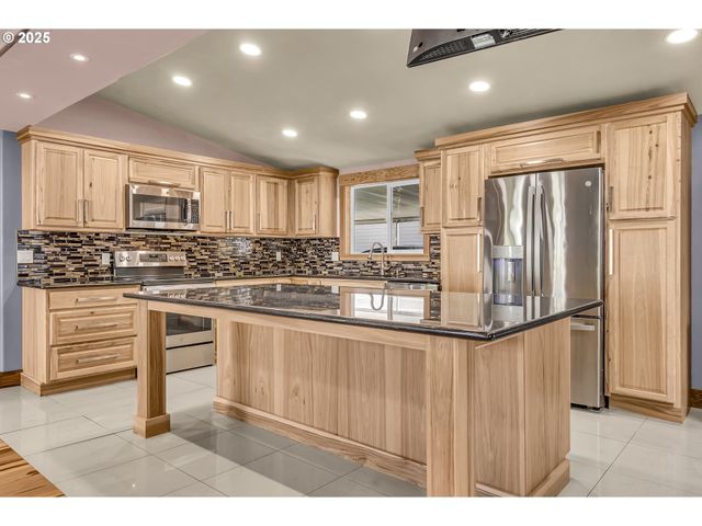 17870 Sw Independence Way 257, Beaverton, OR 97006