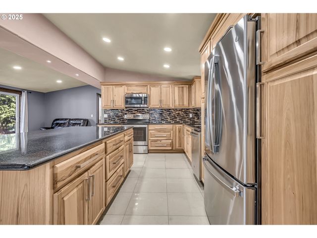 17870 Sw Independence Way 257, Beaverton, OR 97006