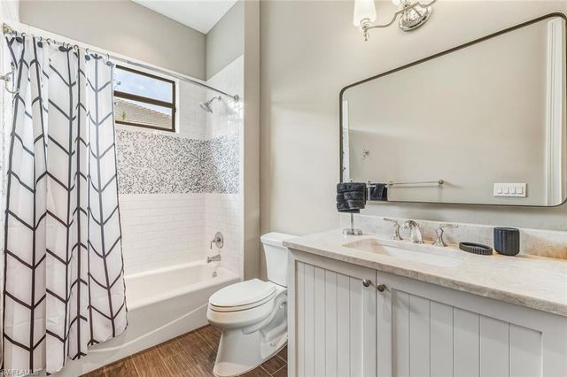 6951 Lakewood Isle DR, Fort Myers, FL 33908