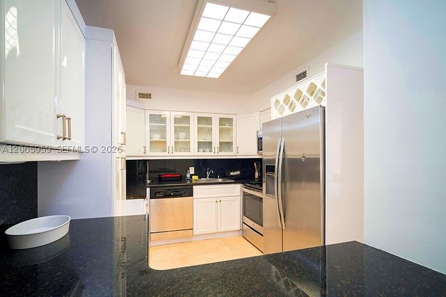 5161 Collins Ave 306, Miami Beach, FL 33140