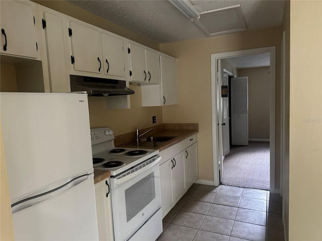4966 SE 111TH LANE, Belleview, FL 34420