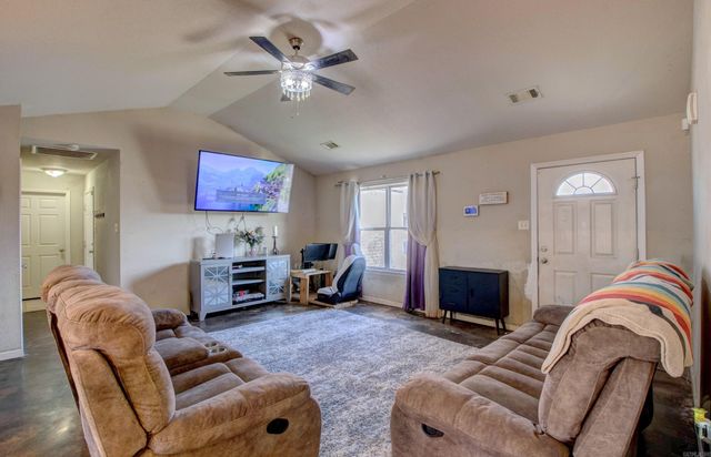 2811 McNeill Cove, Cabot, AR 72023