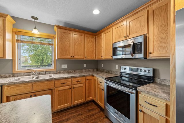 3315 119th Avenue NE, Blaine, MN 55449