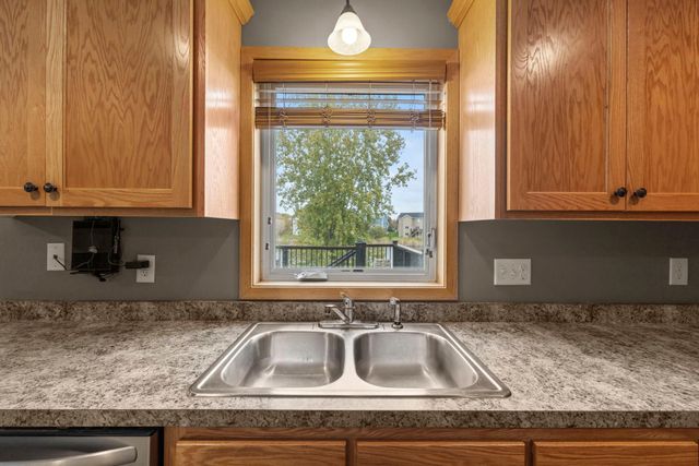 3315 119th Avenue NE, Blaine, MN 55449