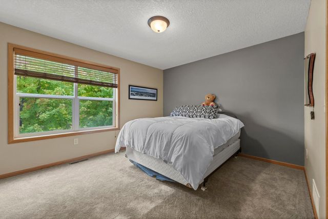 3315 119th Avenue NE, Blaine, MN 55449