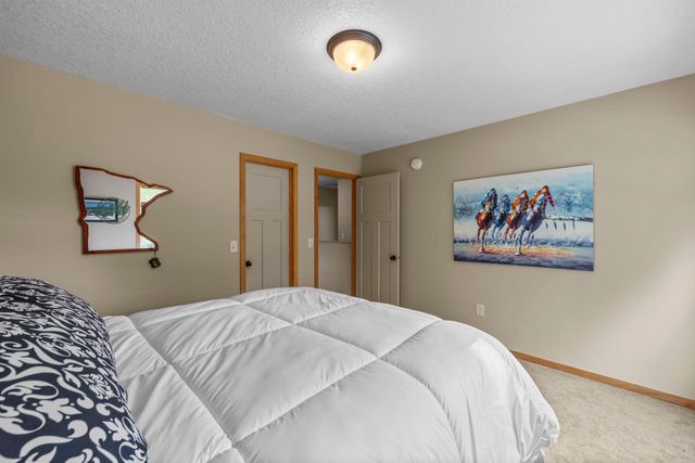 3315 119th Avenue NE, Blaine, MN 55449