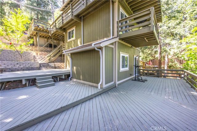 24098 Skyland, Crestline, CA 92325