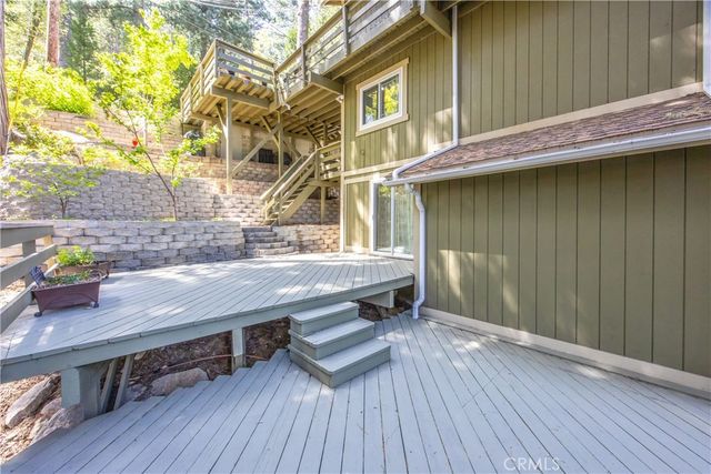 24098 Skyland, Crestline, CA 92325