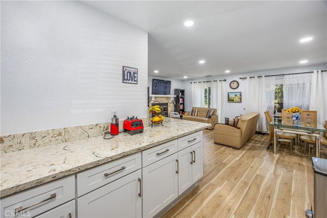 24098 Skyland, Crestline, CA 92325