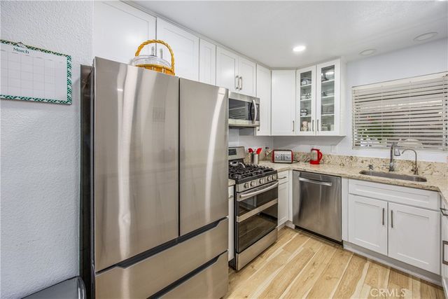 24098 Skyland, Crestline, CA 92325