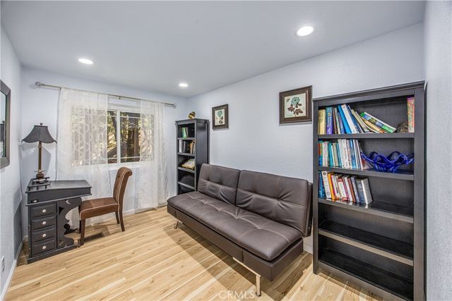24098 Skyland, Crestline, CA 92325