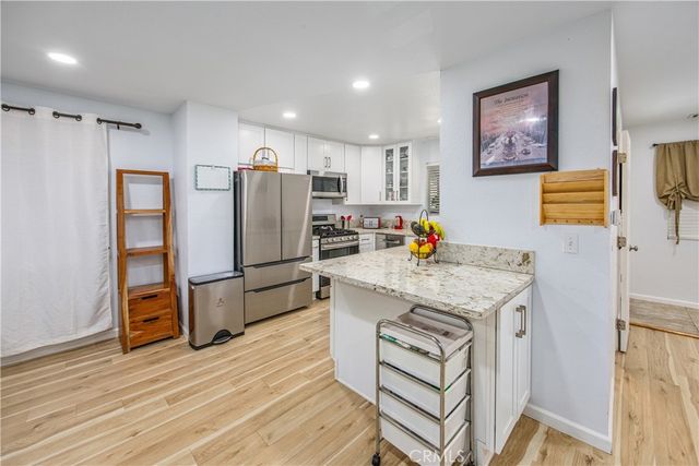 24098 Skyland, Crestline, CA 92325
