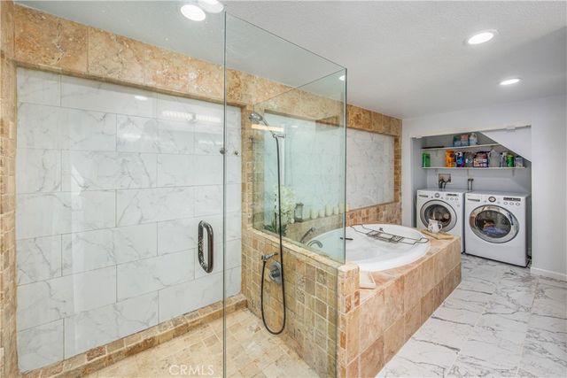 24098 Skyland, Crestline, CA 92325