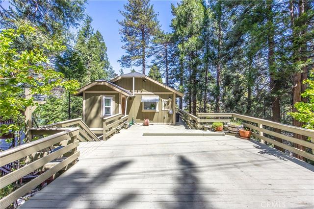 24098 Skyland, Crestline, CA 92325