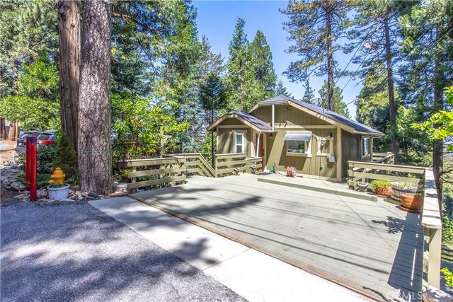 24098 Skyland, Crestline, CA 92325