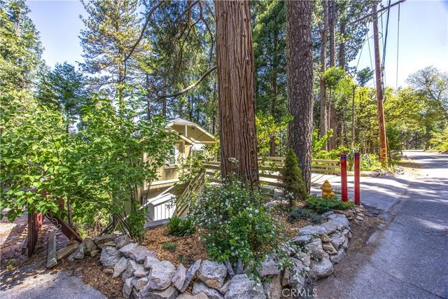 24098 Skyland, Crestline, CA 92325