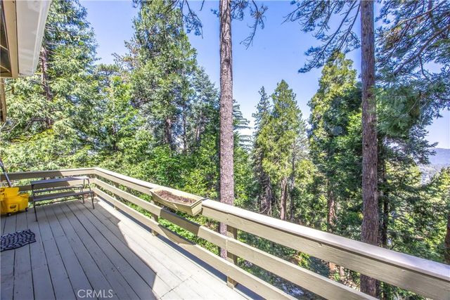 24098 Skyland, Crestline, CA 92325